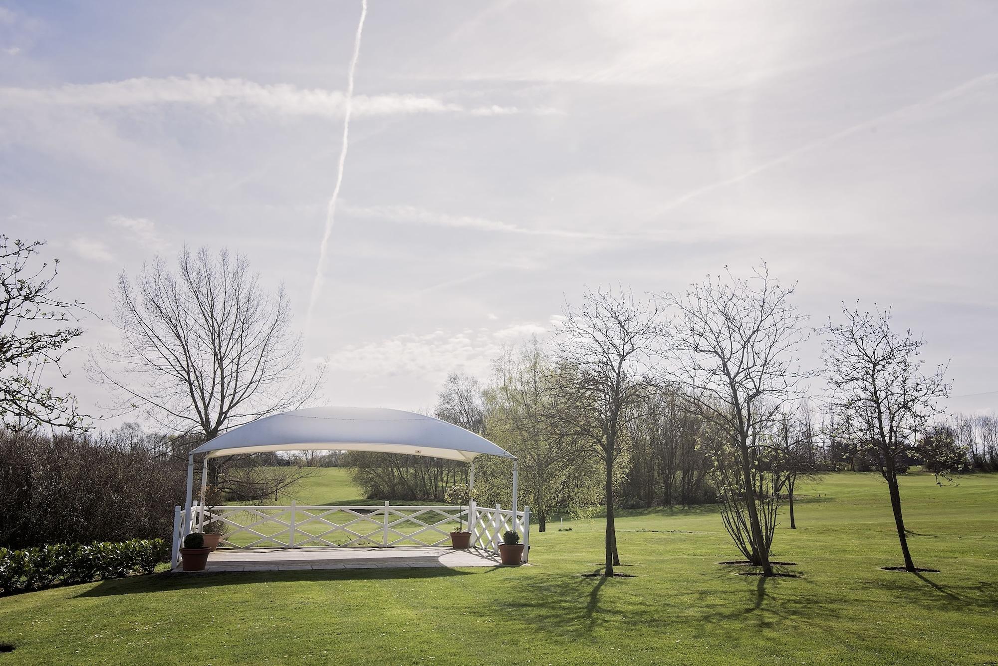 Mercure Milton Keynes Hotel Bagian luar foto