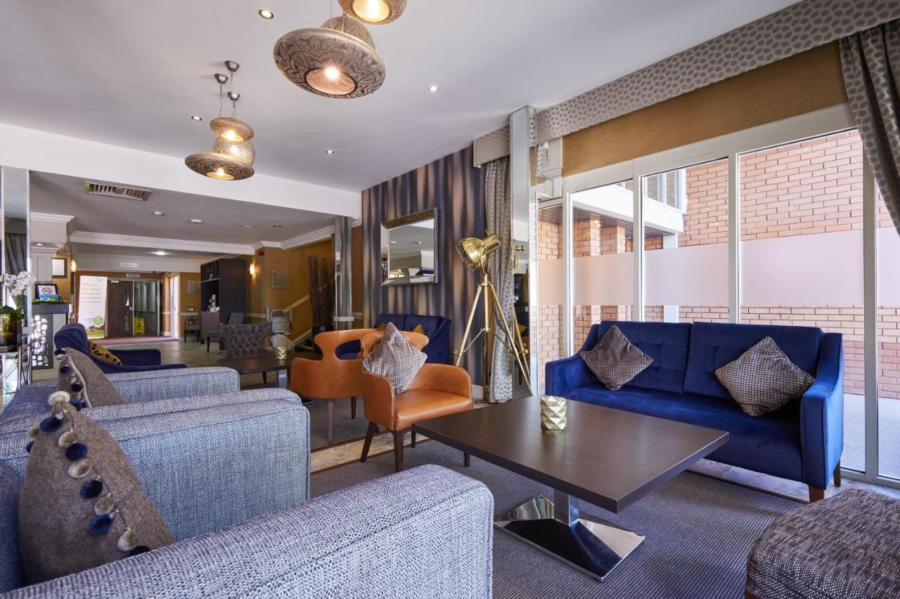Mercure Milton Keynes Hotel Bagian luar foto